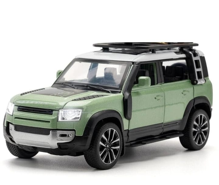 Range Rover Defender 1:32 Diecast Model Car