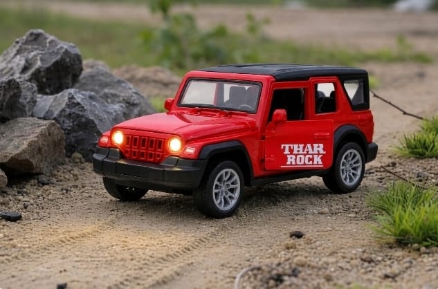 THAR ROXX 1:32 Diecast Model Car