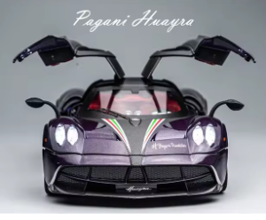 Pagani Huayra 1:24 Diecast Model Car