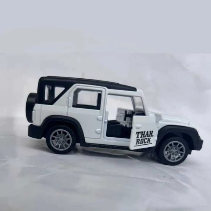 THAR ROXX 1:32 Diecast Model Car